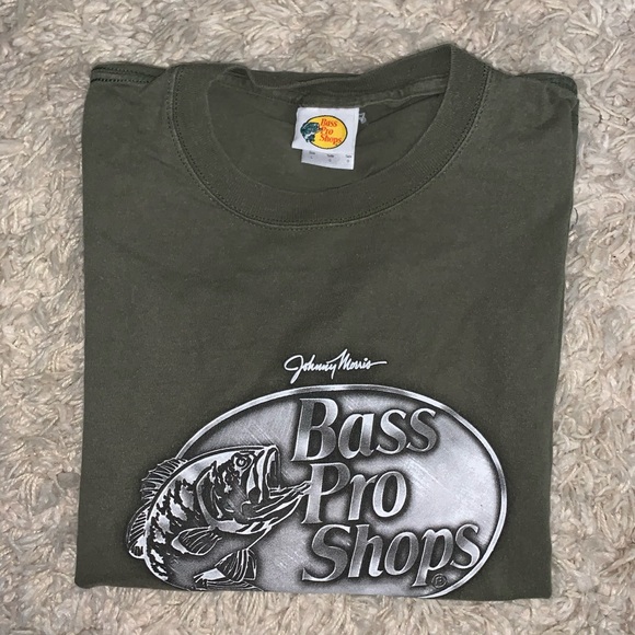 ❤️ Bass Pro Shop Outdoor World Graphic Tee - Picture 2 of 2